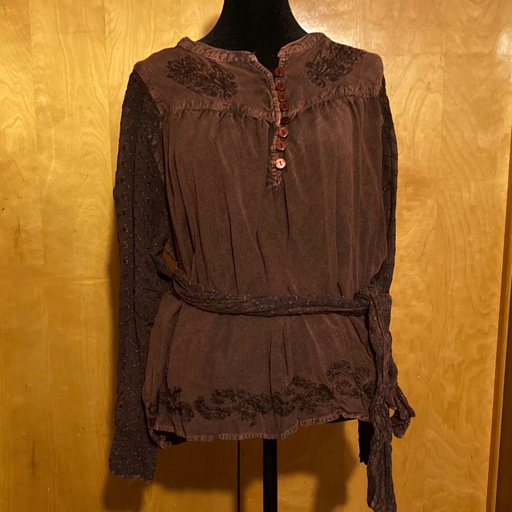 The Pyramid Collection Burgundy Lace Blouse